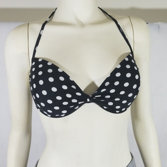 go under Other - 2for20$ Go under swimsuit top black and white dots go under Other - 2for20$ Go under swimsuit top black and white dots